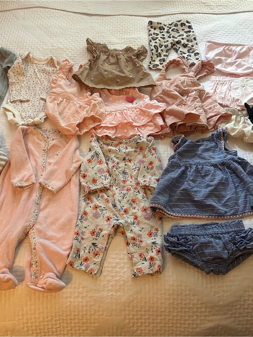 Baby Girl Clothes Bundle Newborn & 0-3M Bodysuits Outfits (17 Pieces)